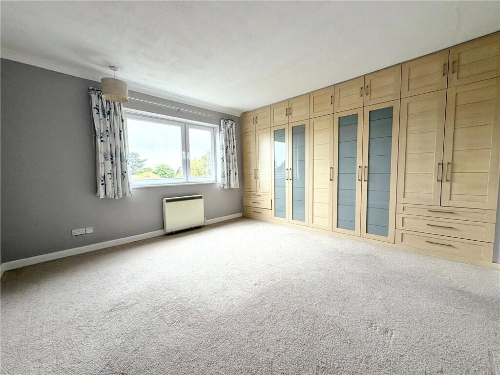 Apartment in Bournemouth, West Cliff - View 4
