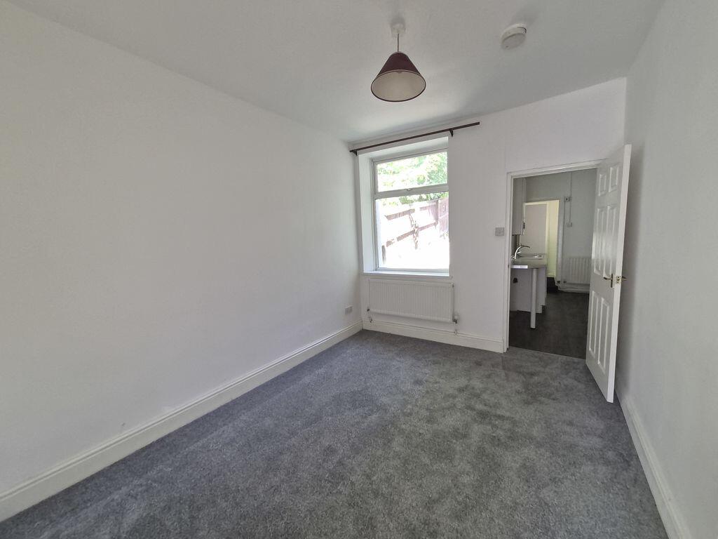 Thomas Street, Abertridwr - View 3