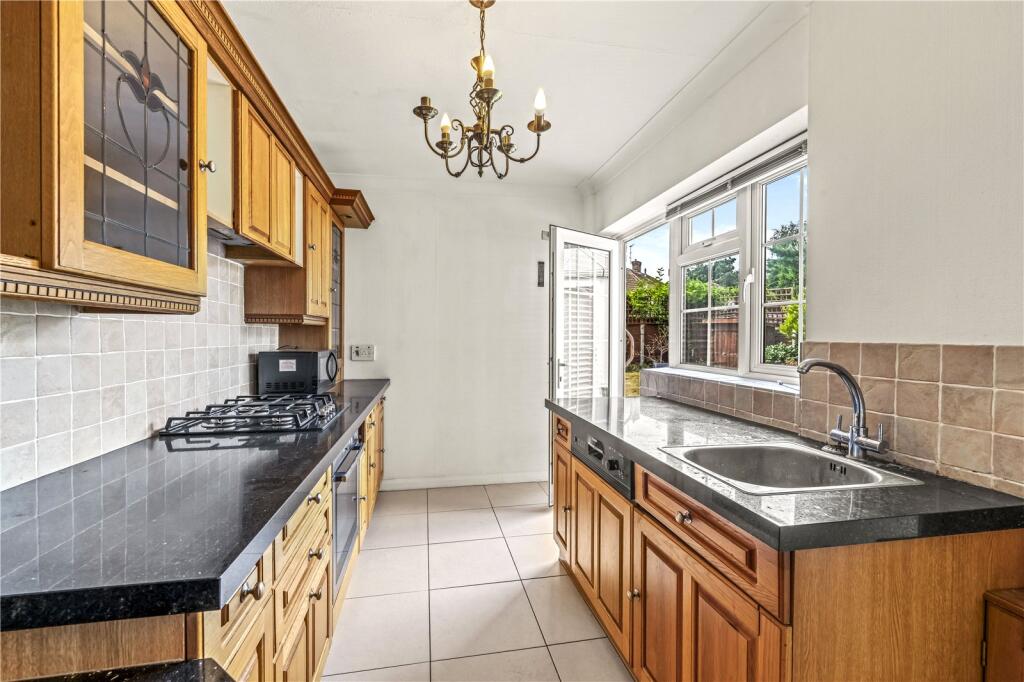 House in Twickenham - View 5
