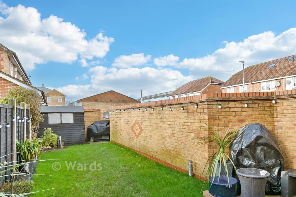 Main image of property: Snipe Close, Erith, Kent