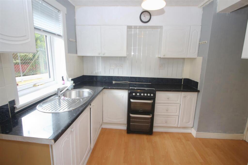 Maple Road, Greenock photo 4