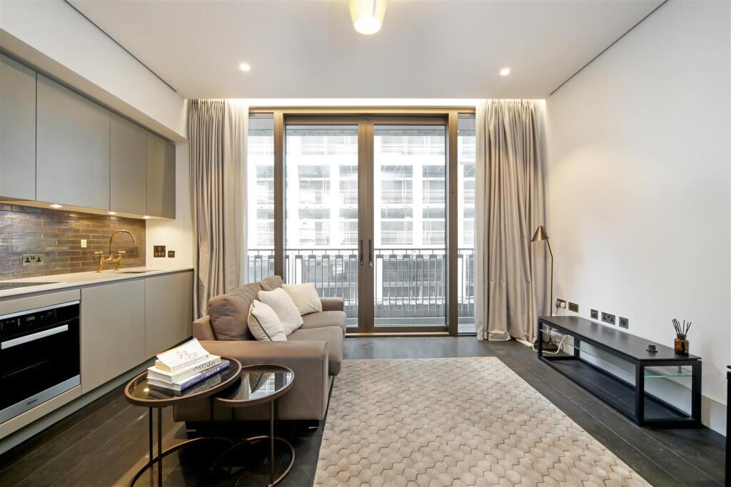 Main image of property: 55 Victoria Street, Westminster SW1H