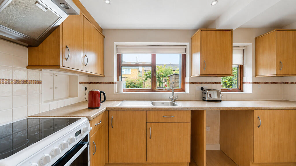 Perrin Street, Headington photo 4