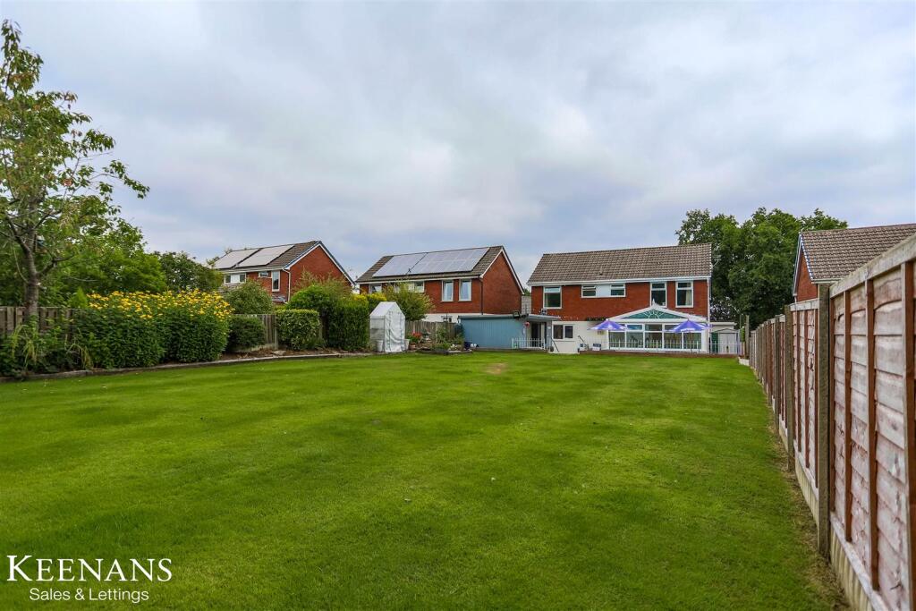 Additional image 41 of Helvellyn Drive, Burnley