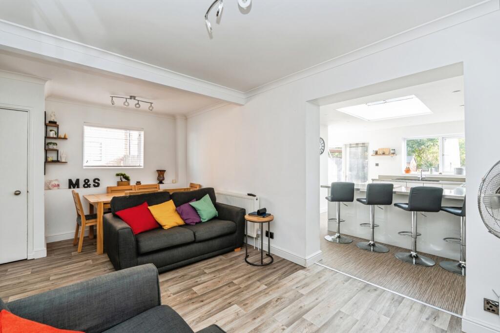 House in Southampton, Newtown - More