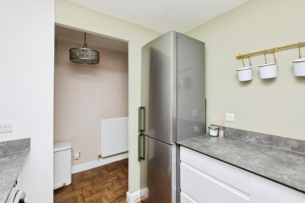 Sovereign Drive, Branston, BURTON-ON-TRENT - View 4