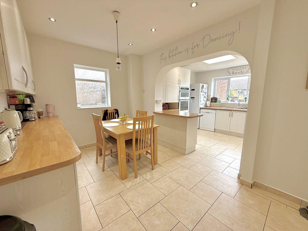 House in Dunstable, Central Bedfordshire - View 5