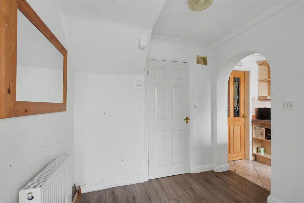 House in Nottingham, Sandiacre - More