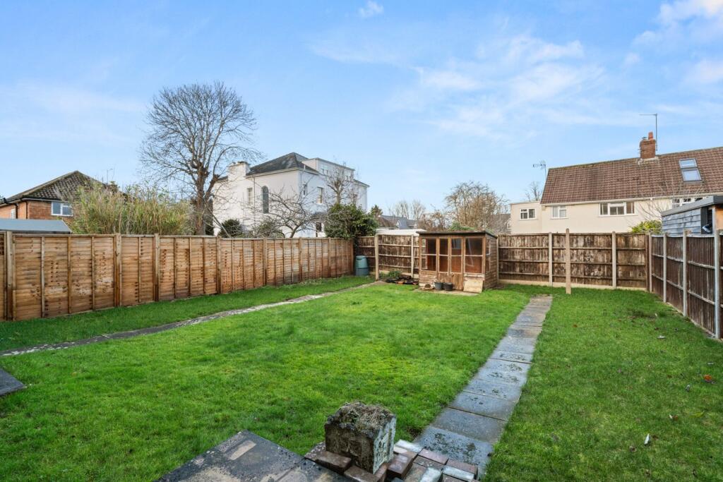 Bournside Close, Cheltenham, GL51 photo 3