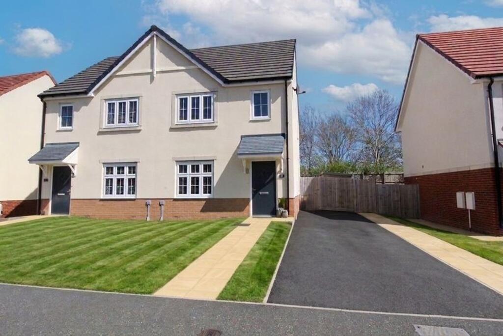 Main image of property: Ffordd Trebeirdd, Mold, CH7