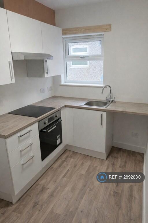 Main image of property: Ashby High St, Scunthorpe, DN16