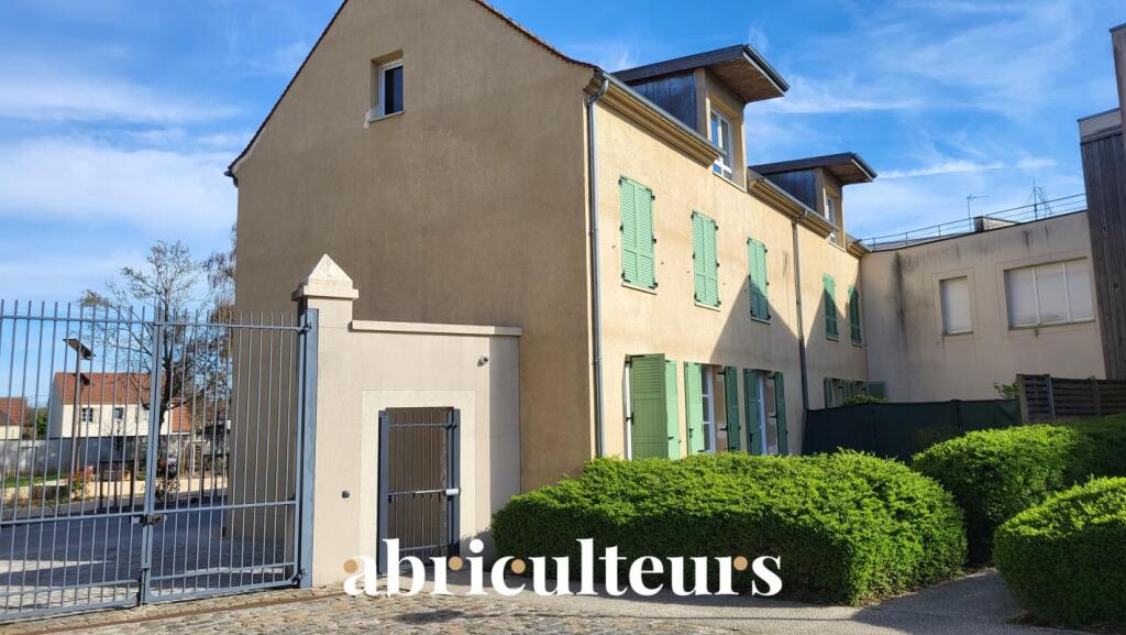 Main image of property: Paris-Isle of France, Val-d`Oise, Survilliers