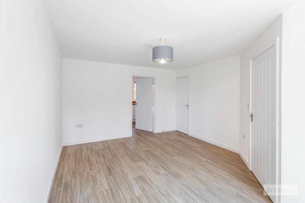 House in Northampton - View 4