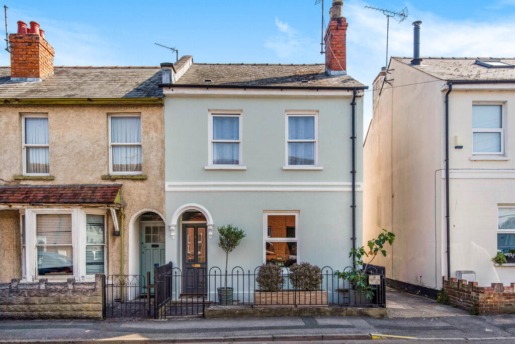 Main image of property: Roman Road, Cheltenham GL51 8AB