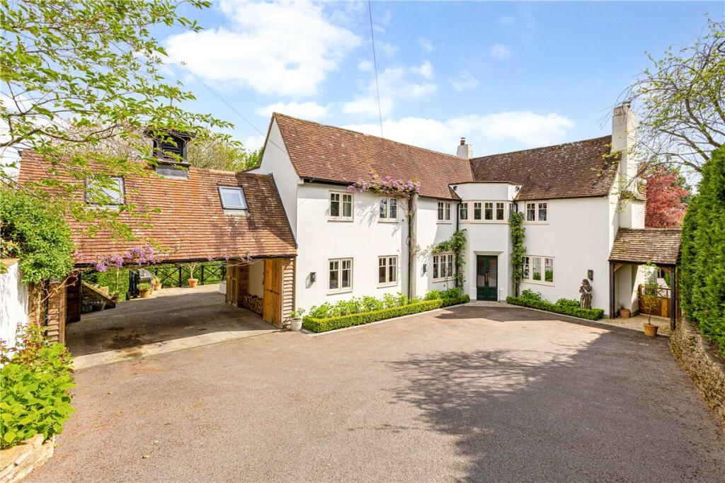 Main image of property: The Fairway, Devizes, Wiltshire, SN10