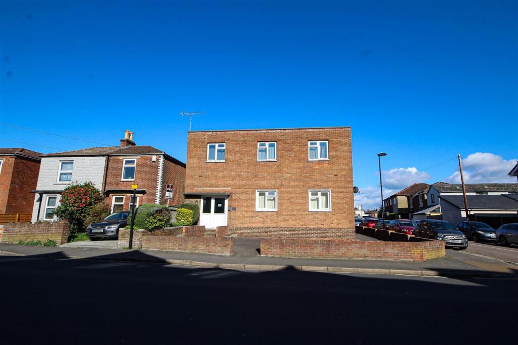 Main image of property: Claire House, 27 Park Road, Southampton