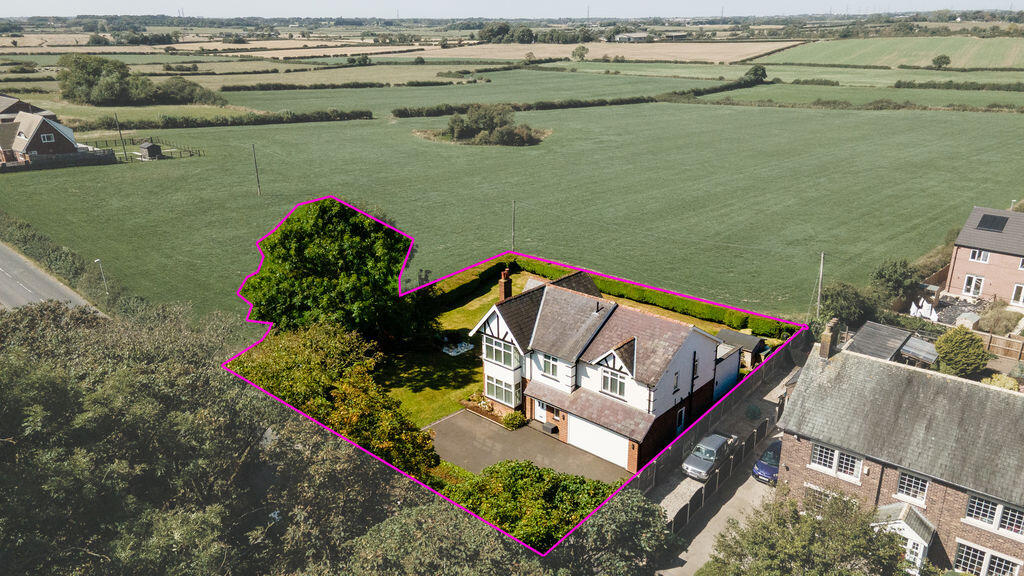 House in Preston - View 2