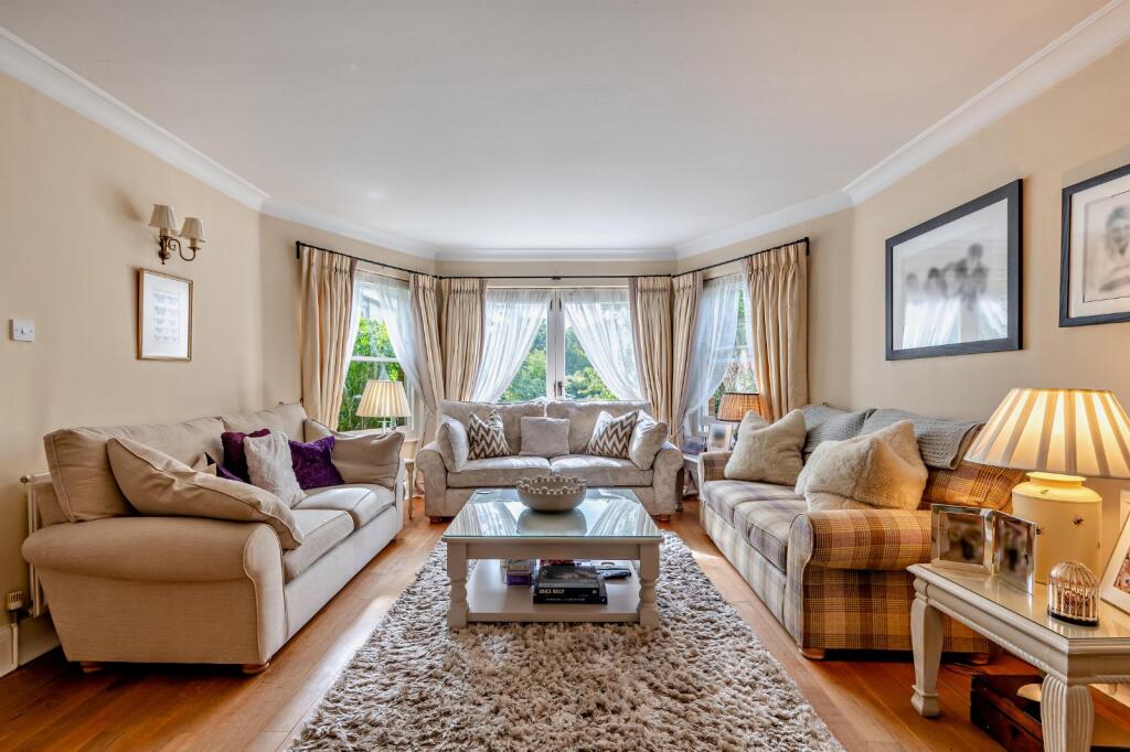 Camden Park, Tunbridge Wells, Kent - View 4