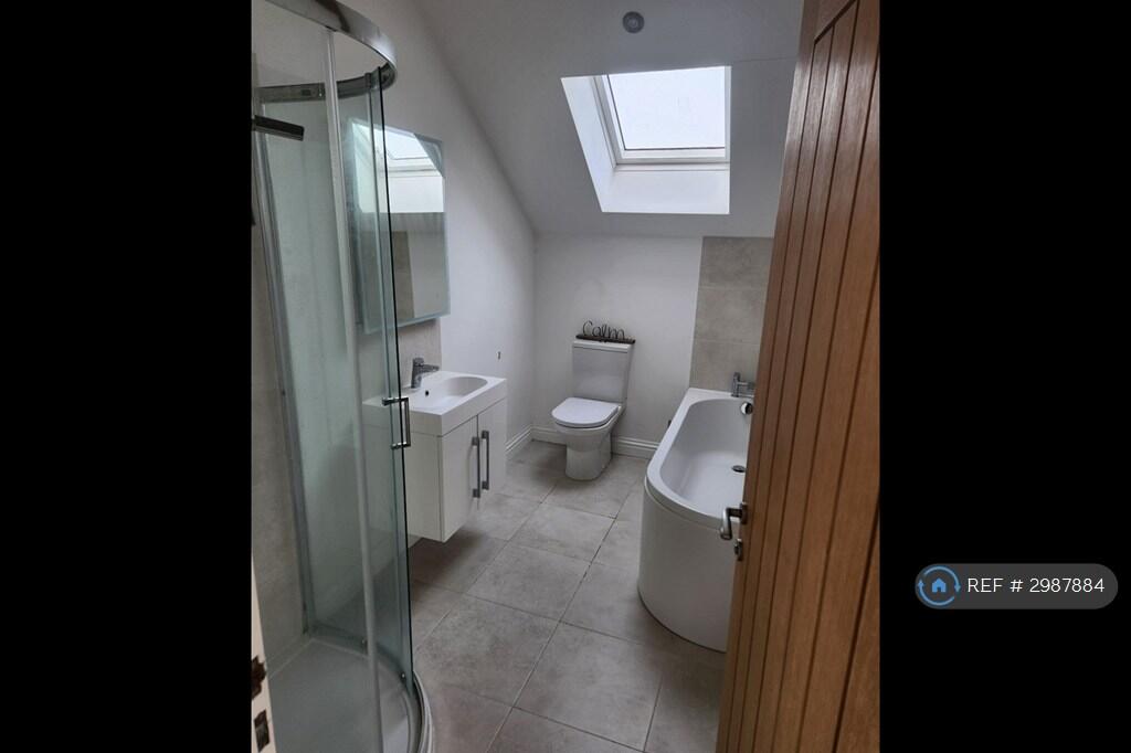 House in Bristol - More
