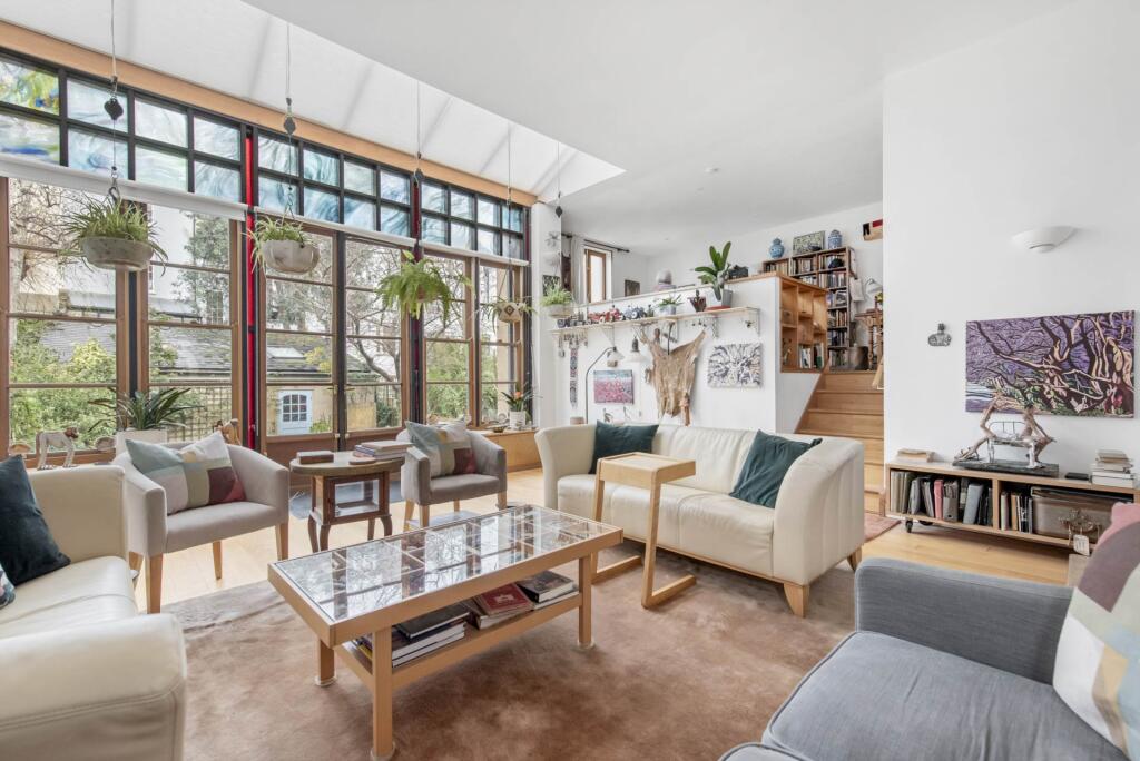 Main image of property: Orleston Mews, London, N7