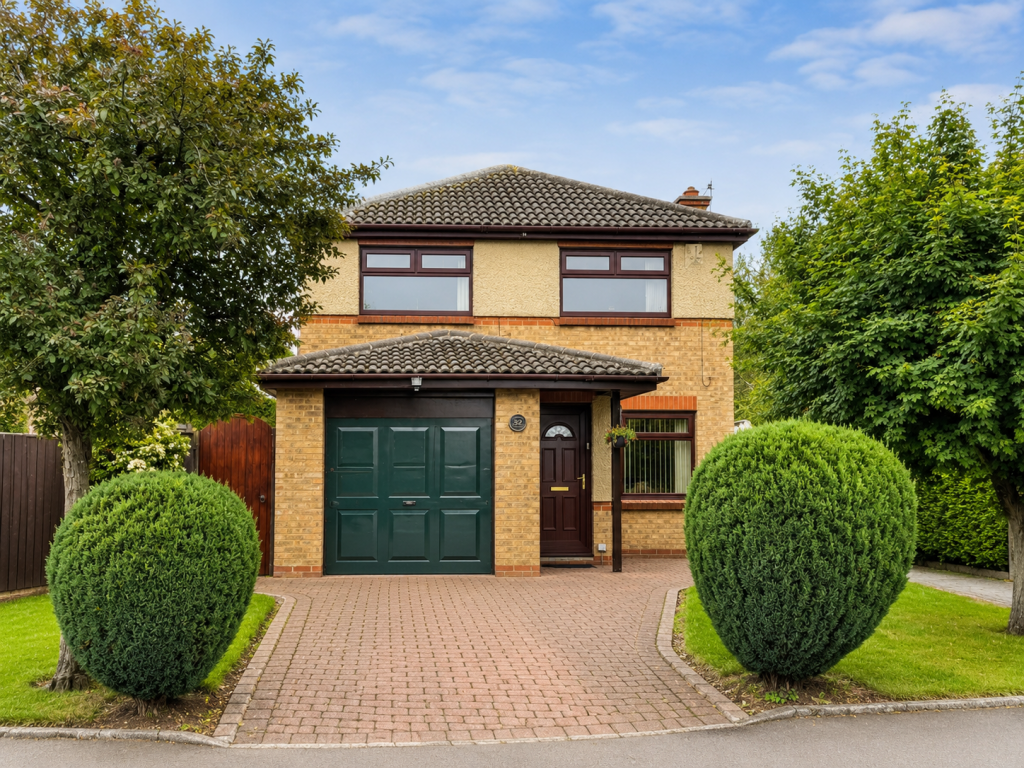 3 bedroom detached house for sale in The Birches, Coulby Newham, TS8