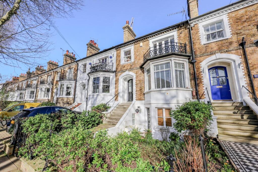 Main image of property: Cambridge Road, Southend-On-Sea