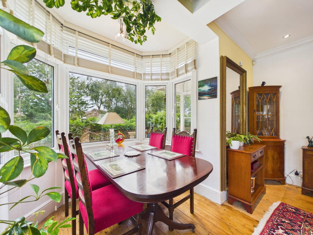 House in Worthing, West Sussex - View 5