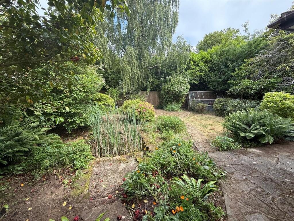 Burses Way, Hutton, Brentwood photo 2