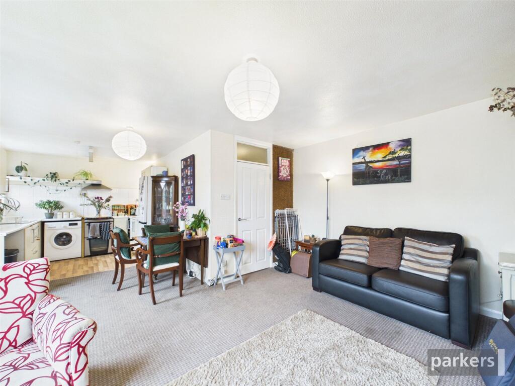 Apartment in Reading - View 2