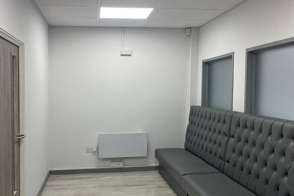 Waiting room 2