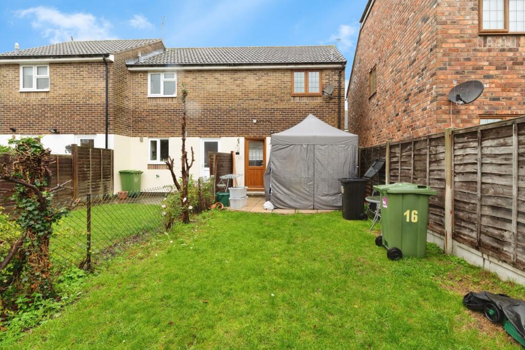 Main image of property: Arundel Mews, Billericay, Essex, CM12