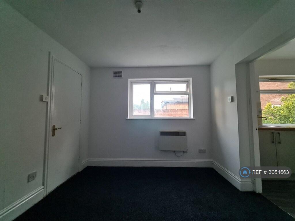 Apartment in Birmingham - View 5