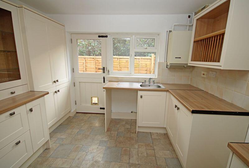 Blackwater Grove, Fordingbridge photo 3