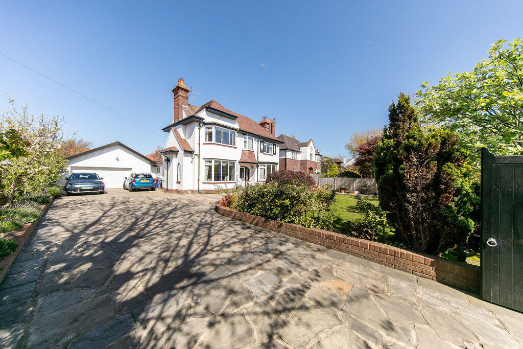 Main image of property: 193 Victoria Road West, Thornton-Cleveleys, FY5 3PZ