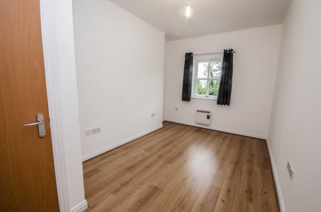 Apartment in Chester - View 5