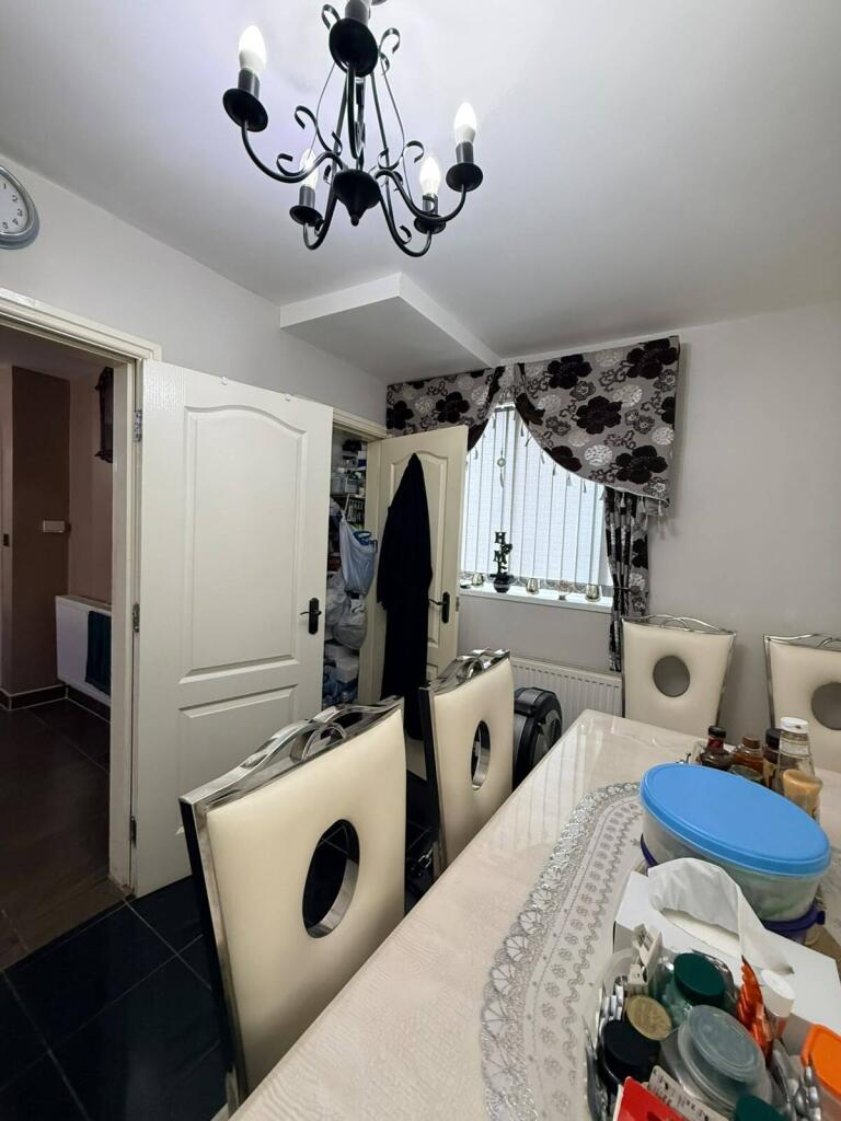 House in Manchester, Greater Manchester - View 2