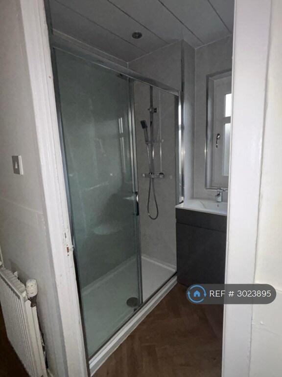 House in Motherwell - More