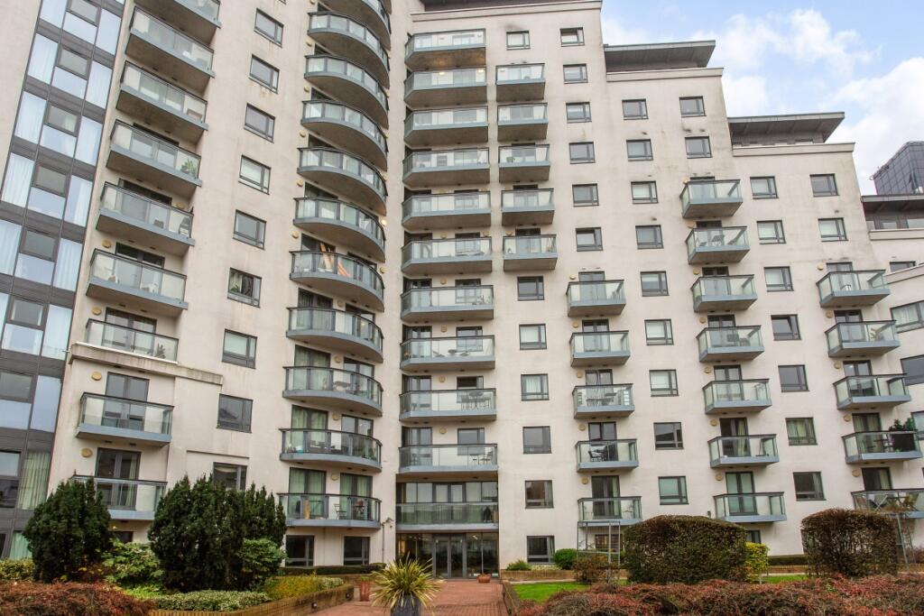 Apartment in London - View 3