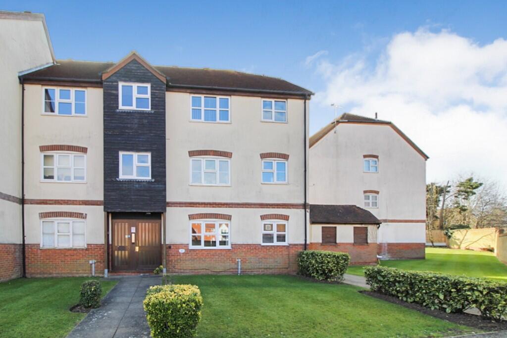 Main image of property: Thornborough Avenue, CM3