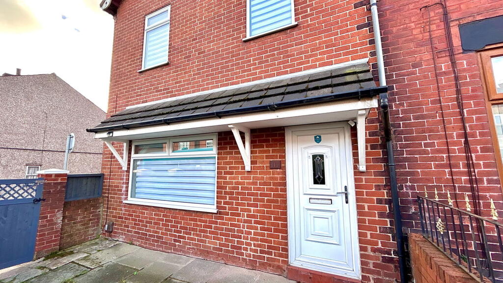 Main image of property: Walthew Lane, Platt Bridge, Wigan, WN2 5AE