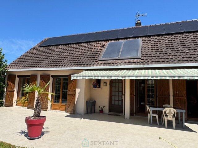 Main image of property: Paris-Isle of France, Yvelines, Follainville-Dennemont