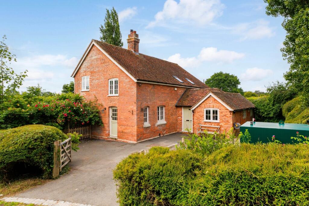 Main image of property: Peasmarsh, Rye, East Sussex, TN31