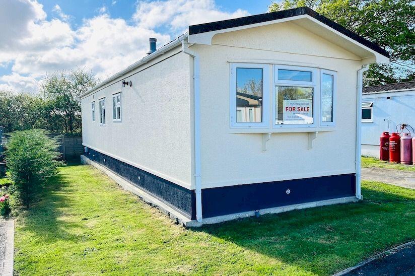 Two Bed Homeseeker Langdale Plus 40x12, The Compasses Park, Alfold, Cranleigh, Surrey, GU6 8HZ photo 4
