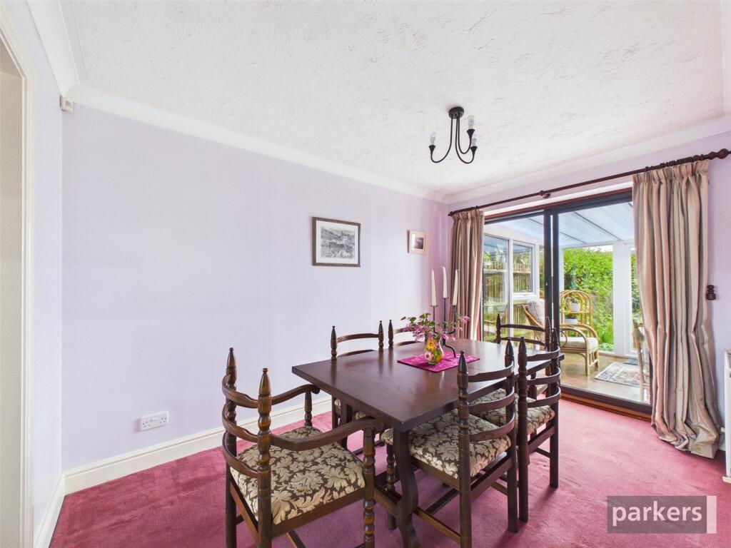 Jarvis Drive, Twyford, Reading, Berkshire, RG10 photo 4