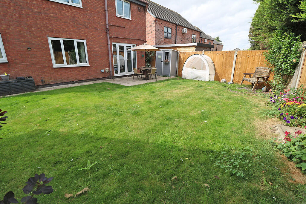 House in Doncaster - View 4