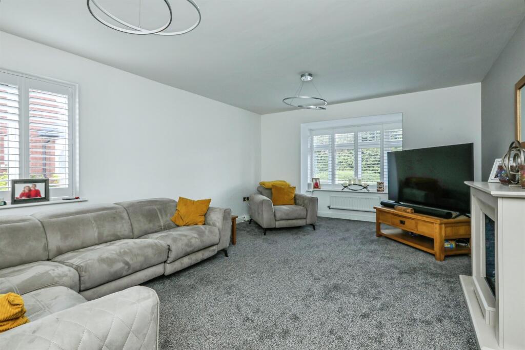 House in Bassetlaw, Nottinghamshire - View 3