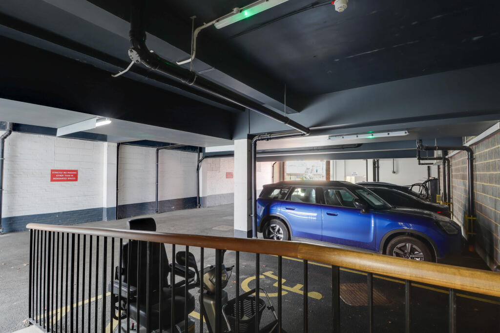 Additional image 15 of Old Post House, Harpenden, Hertfordshire, AL5