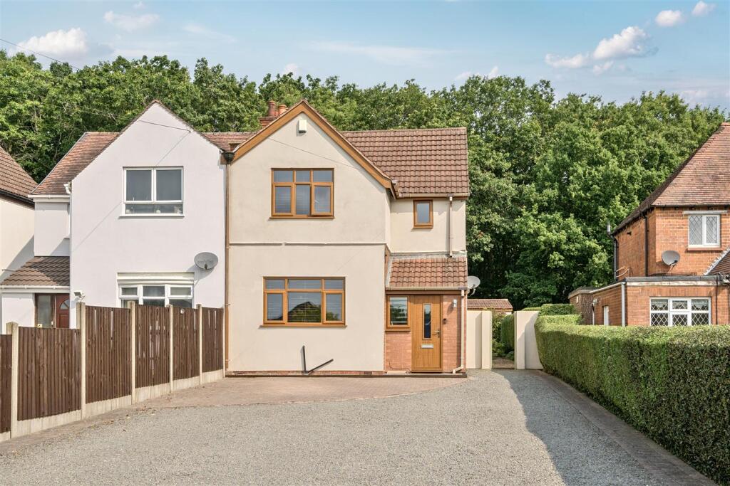3-bed semi-detached on Woodside, Arley, Warwickshire, CV7, £399,500