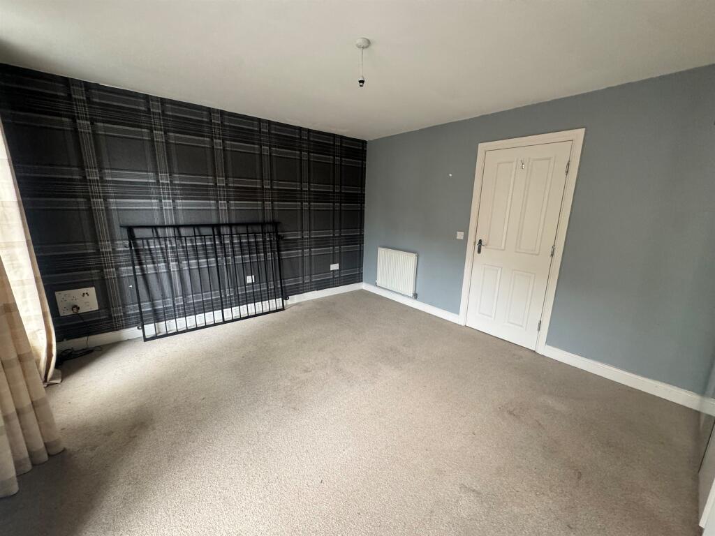 House in Kingston upon Hull, Bransholme - View 5