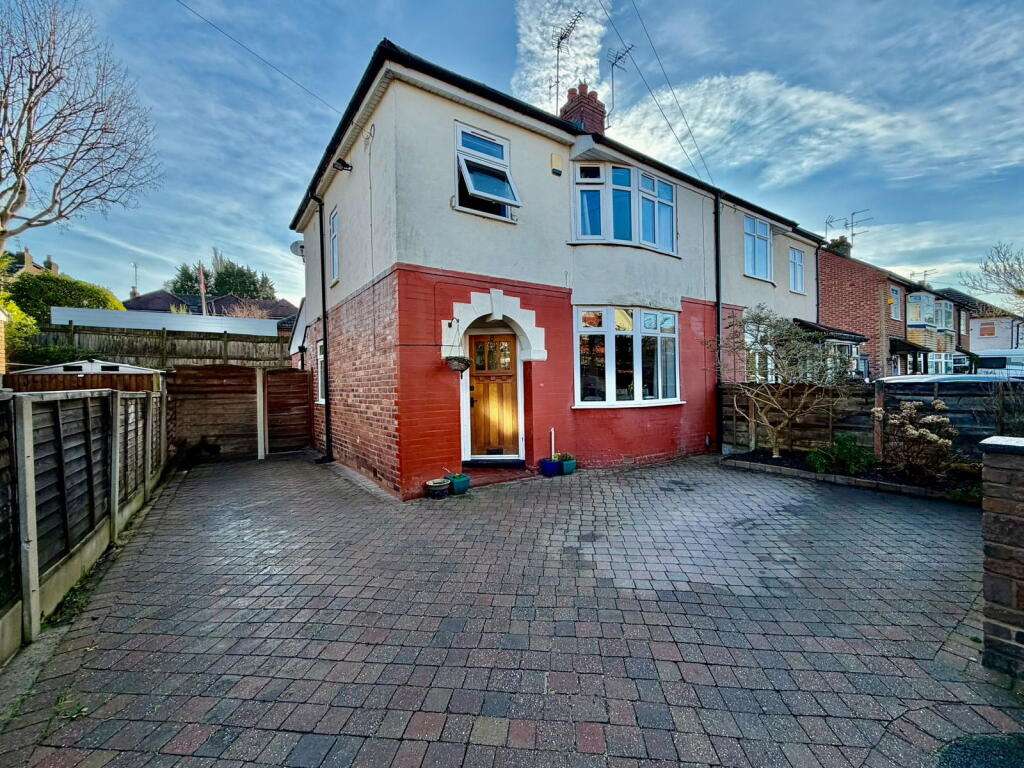 Main image of property: The Crescent, Bredbury, Stockport, SK6 2DX